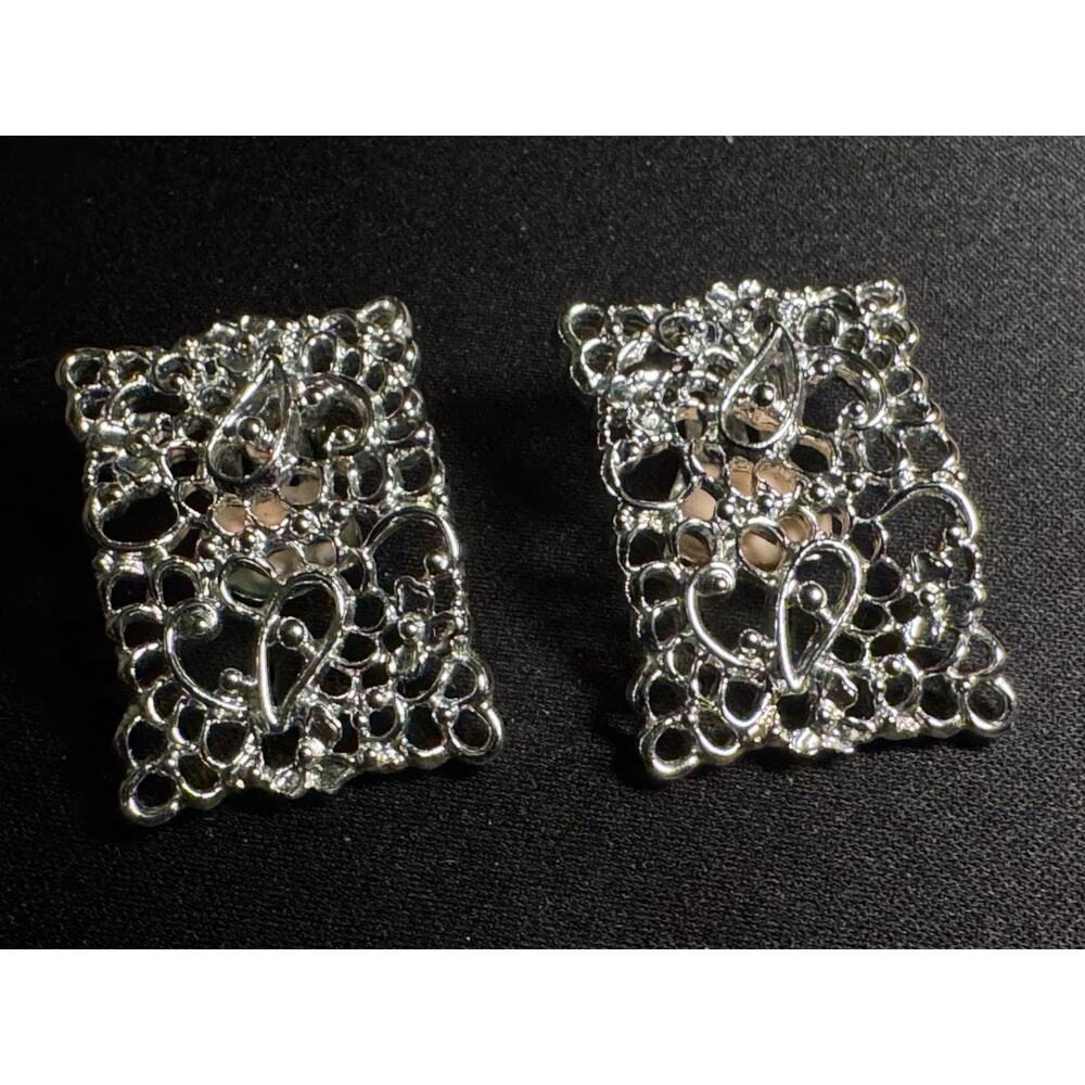 Vintage Emmons Pat Pending Filigree Silver Tone Clip On Earrings
